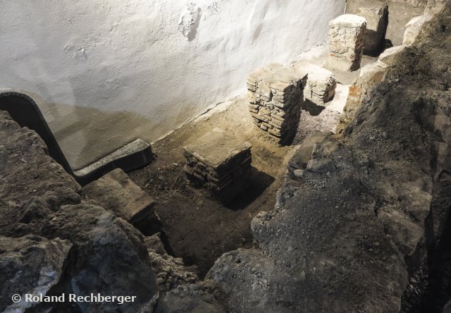Im Domgrabungsmuseum Salzburg, Teil einer Bodenheizung